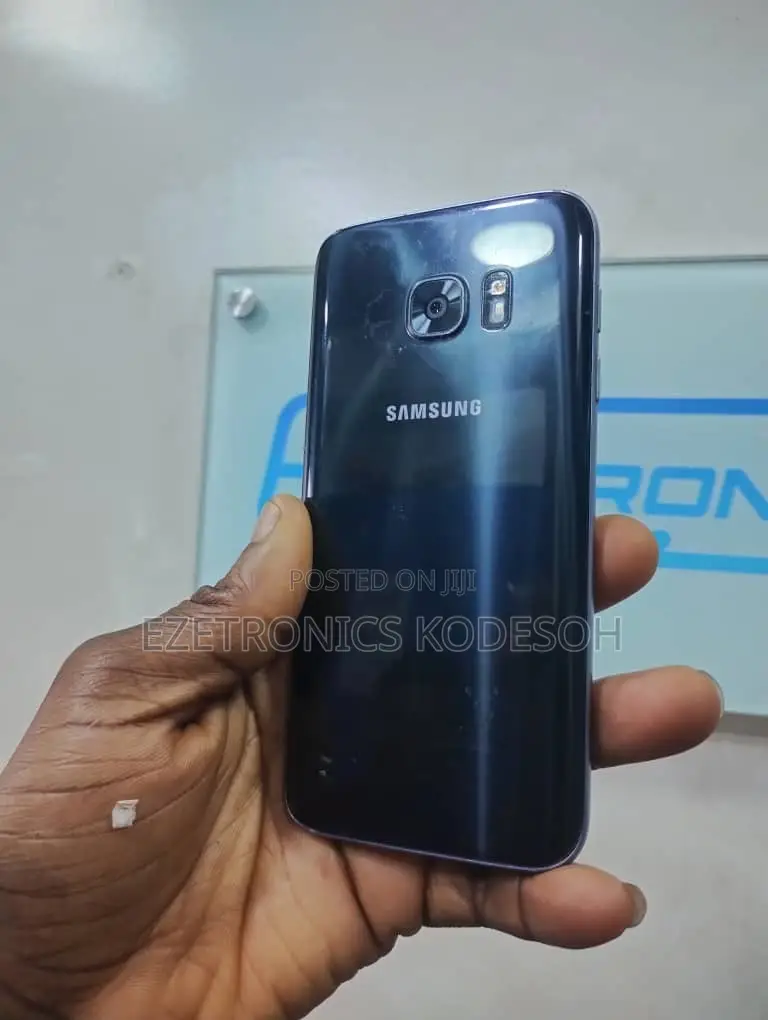 Samsung Galaxy S7 32 GB Black