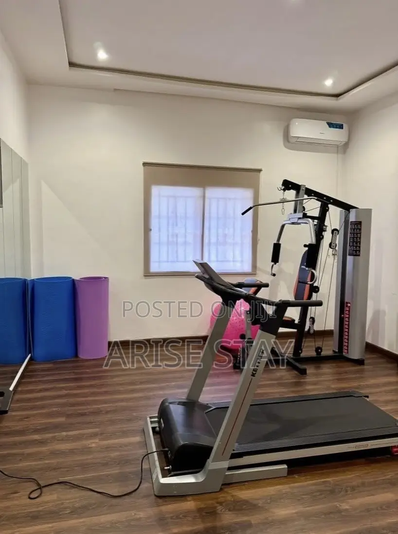 4-Bedroom Fully Detached Duplex With Private Chef | Lekki Right