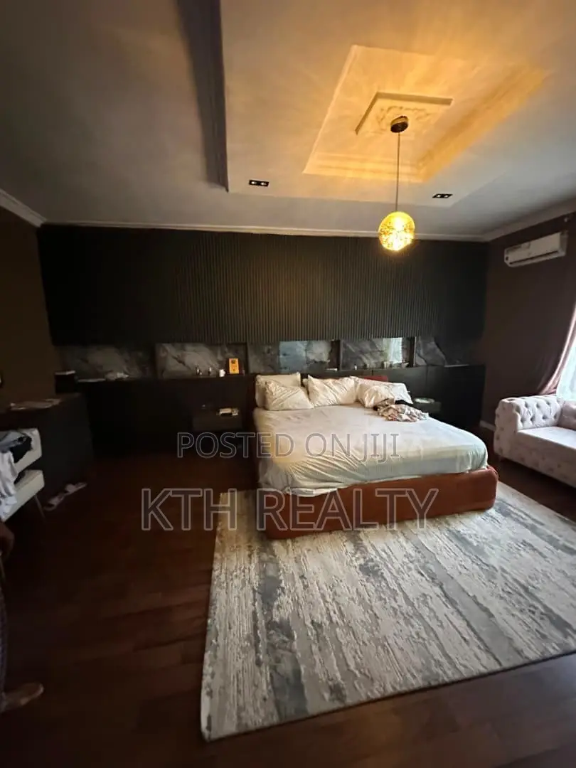 3bdrm Apartment in Lekki Paradise for rent