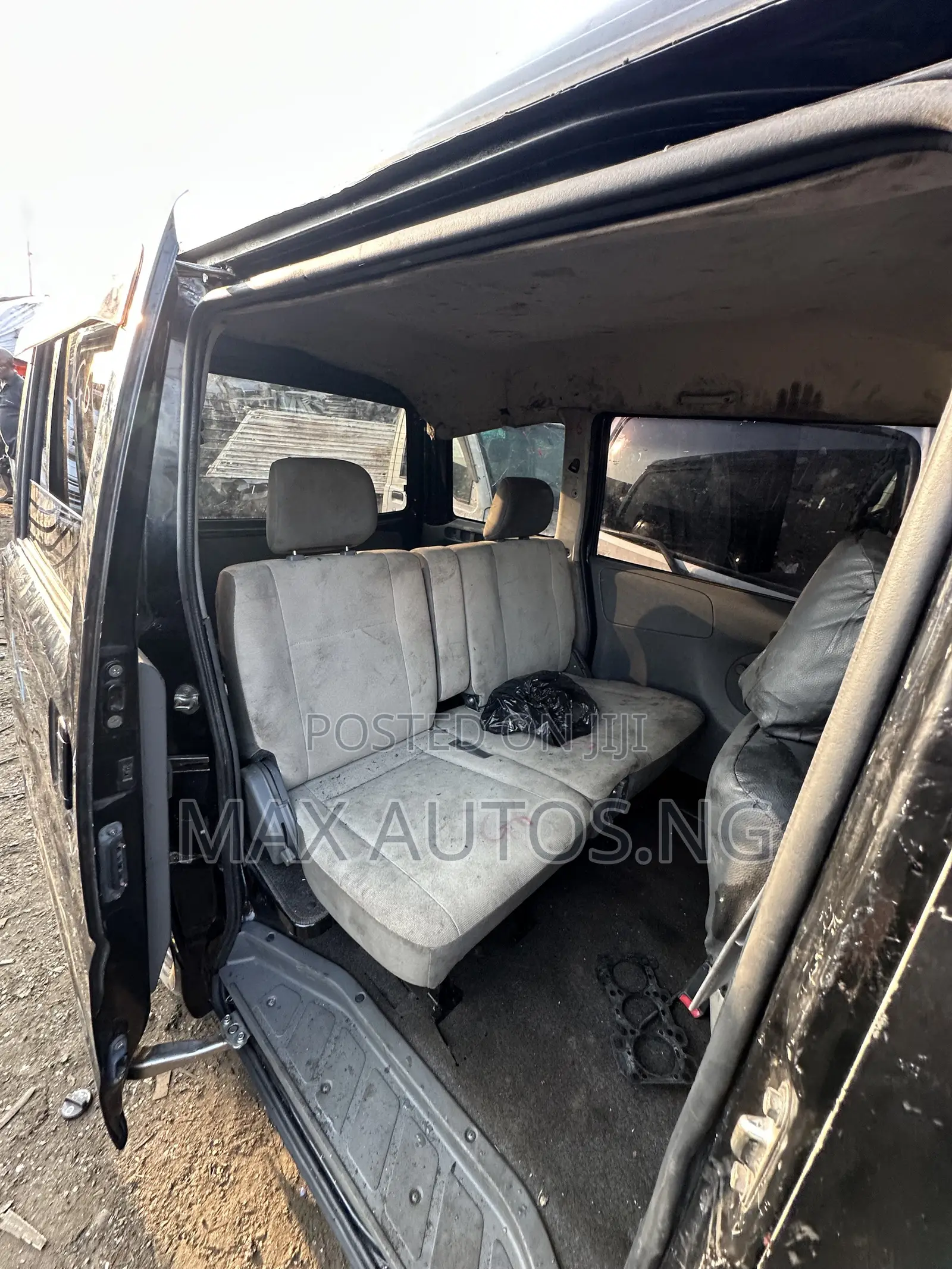 Mitsubishi Fuso Aero Bus 2009 Black