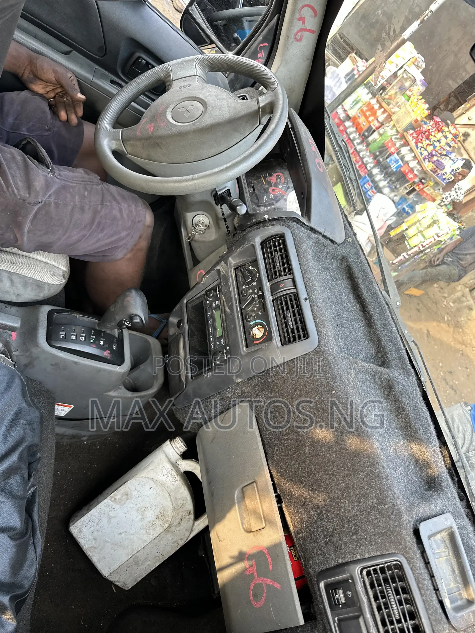 Mitsubishi Fuso Aero Bus 2009 Black