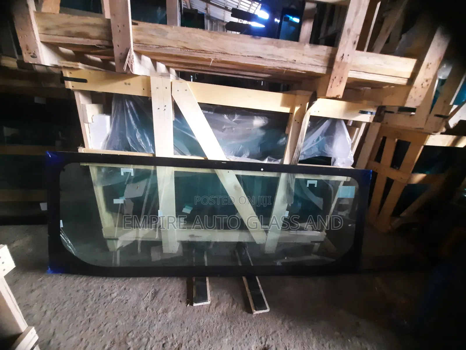 Back Windscreen for Toyota Coaster 2018 Model Available Now
