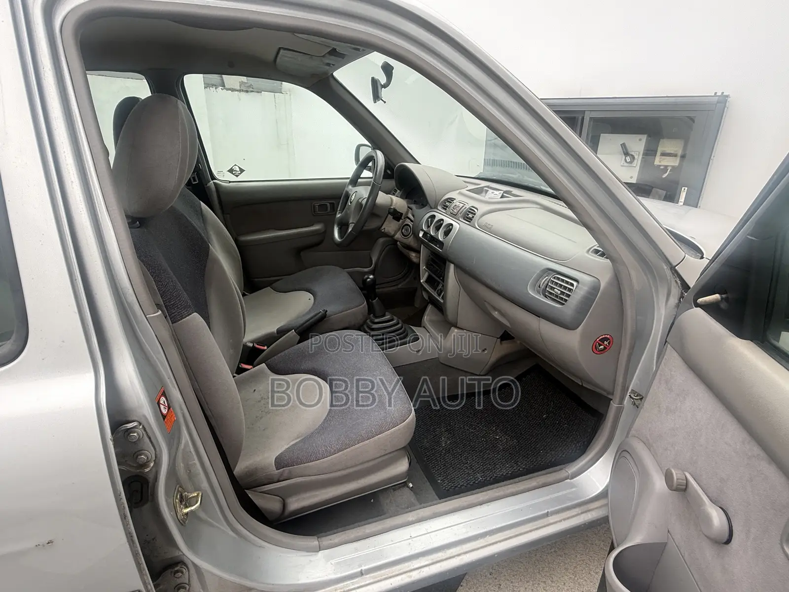 Nissan Micra 2004 Silver