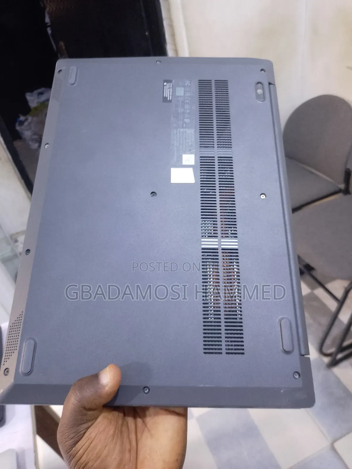 Laptop Lenovo V15 4GB AMD SSD 256GB