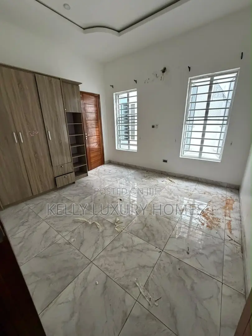 1bdrm Shared Apartment in Ikota for rent