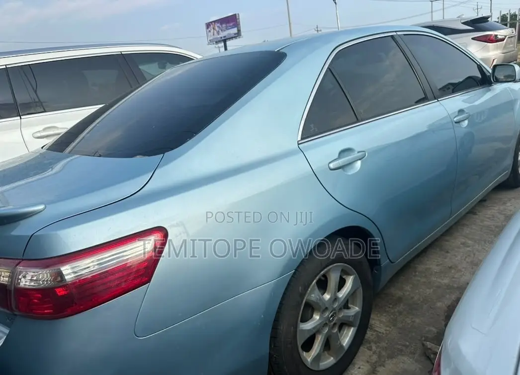 Toyota Camry LE 4dr Sedan (2.4L 4cyl 5A) 2009 Blue