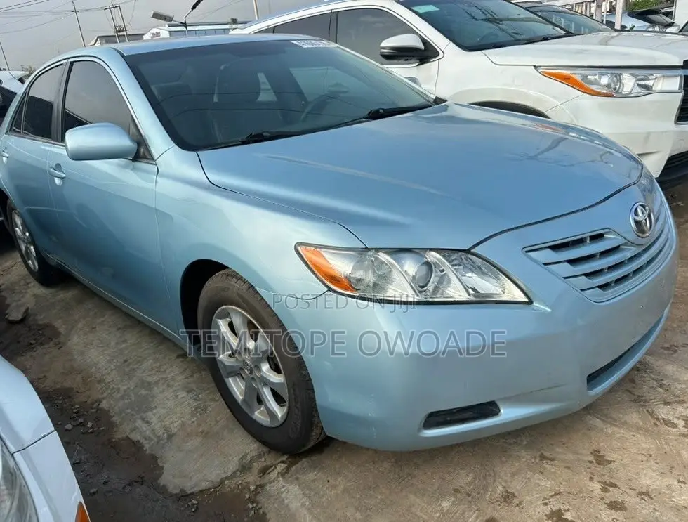 Toyota Camry LE 4dr Sedan (2.4L 4cyl 5A) 2009 Blue