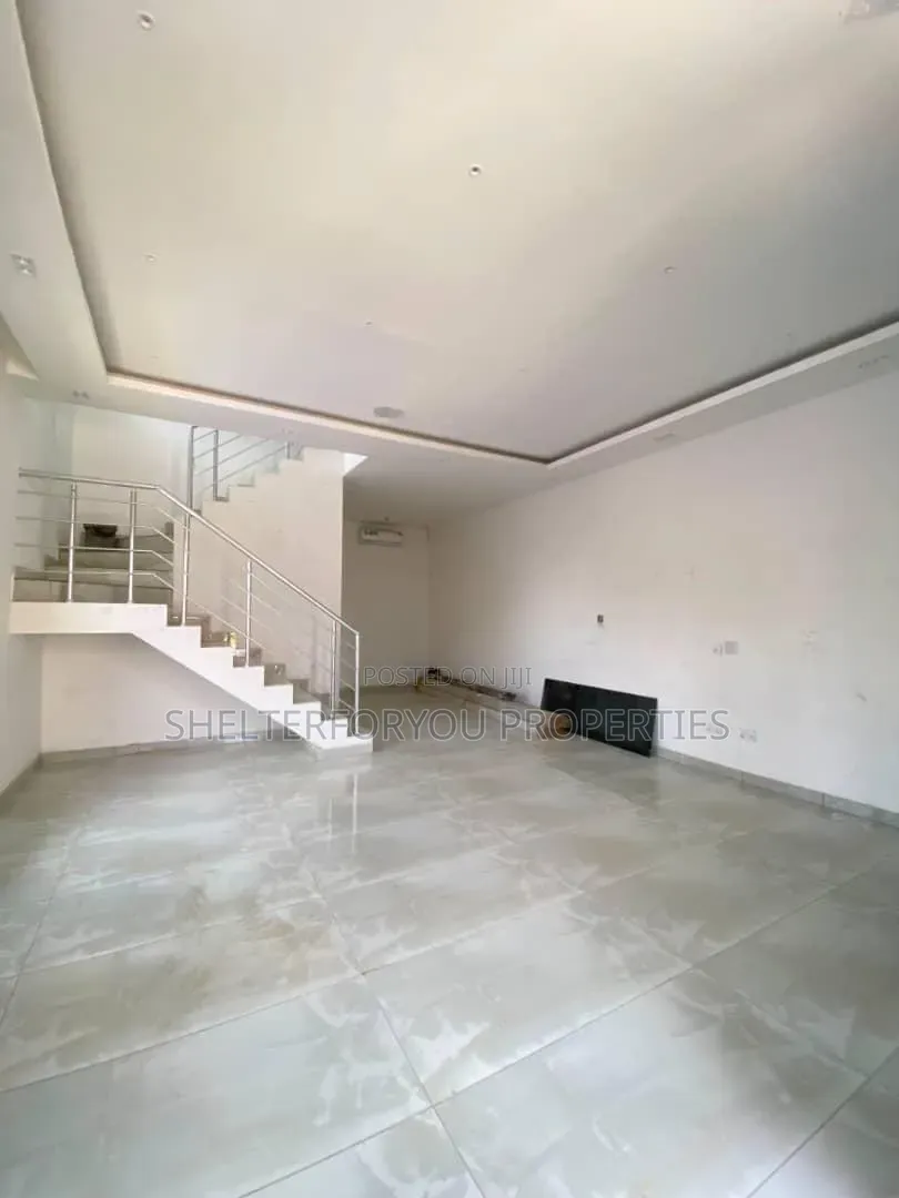 4bdrm Duplex in Victoria Island Extension for sale