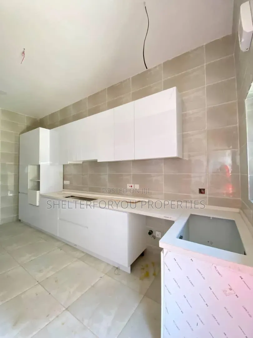 4bdrm Duplex in Victoria Island Extension for sale