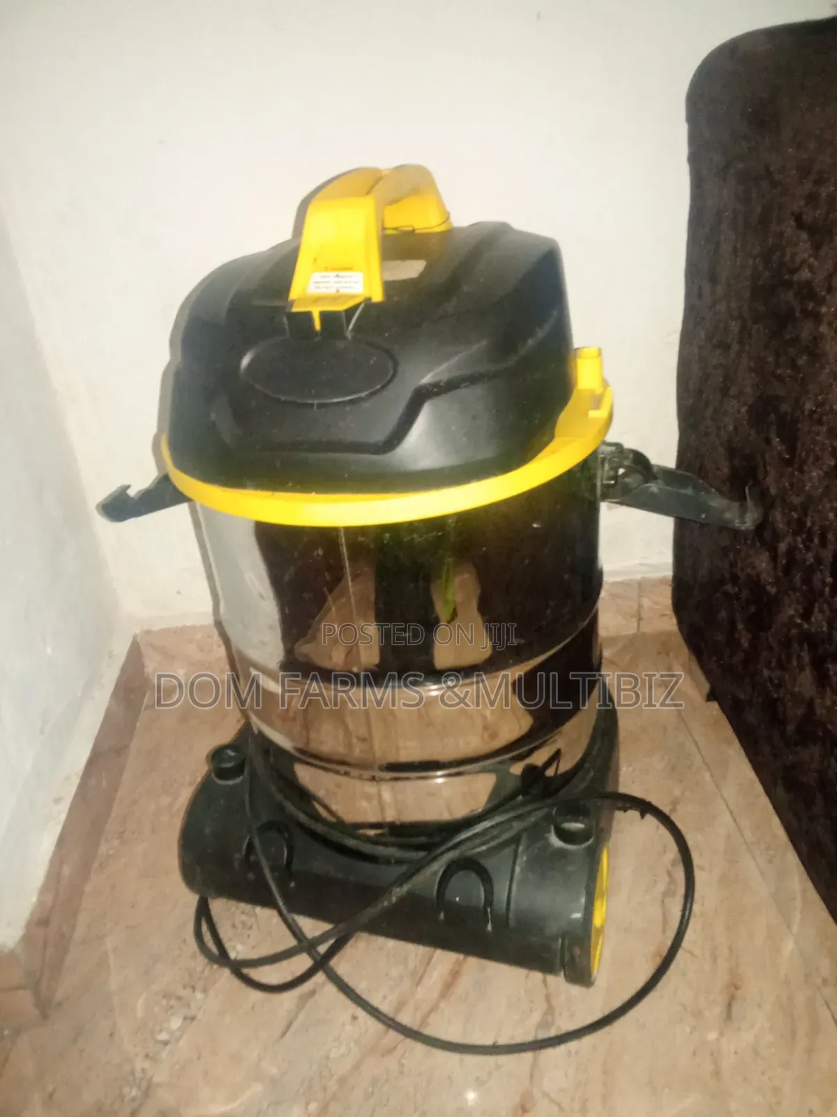 Wet and Dry Vacuum Cleaner for Rent