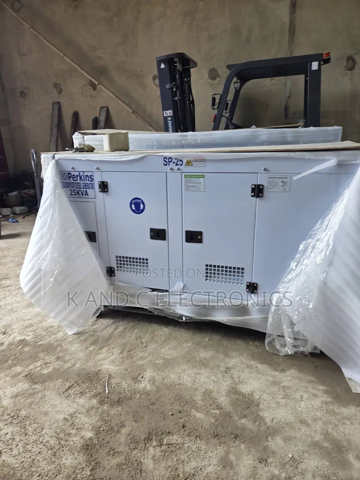 Perkins 25kVA Diesel Soundproof Generator – Strong Reliable