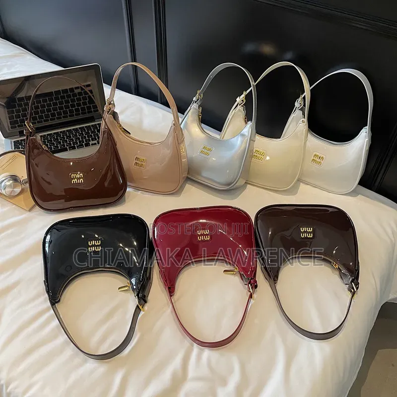 Charmie'sEmpire Essentialz