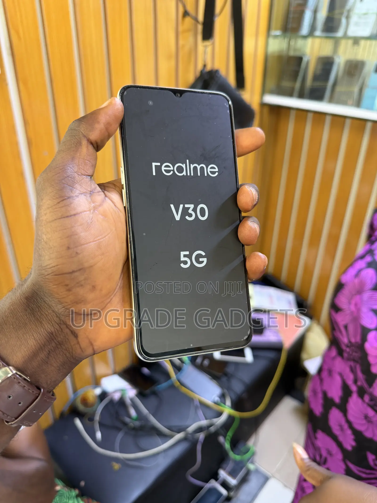 Realme V30 128 GB