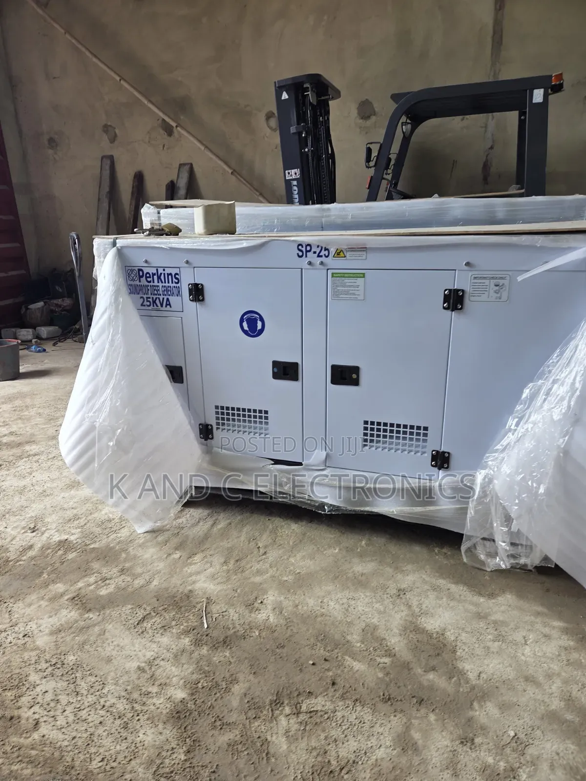 High-Performance Perkins 25kVA Three-Phase Diesel Generator