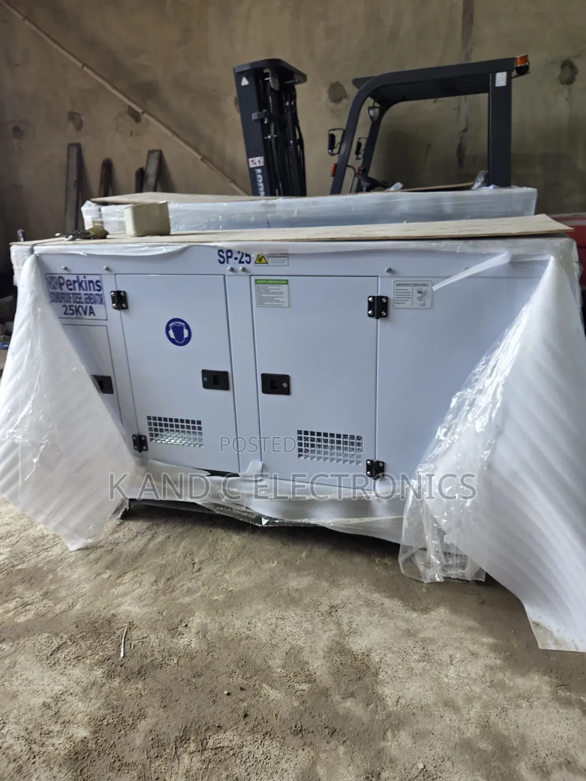 High-Performance Perkins 25kVA Three-Phase Diesel Generator