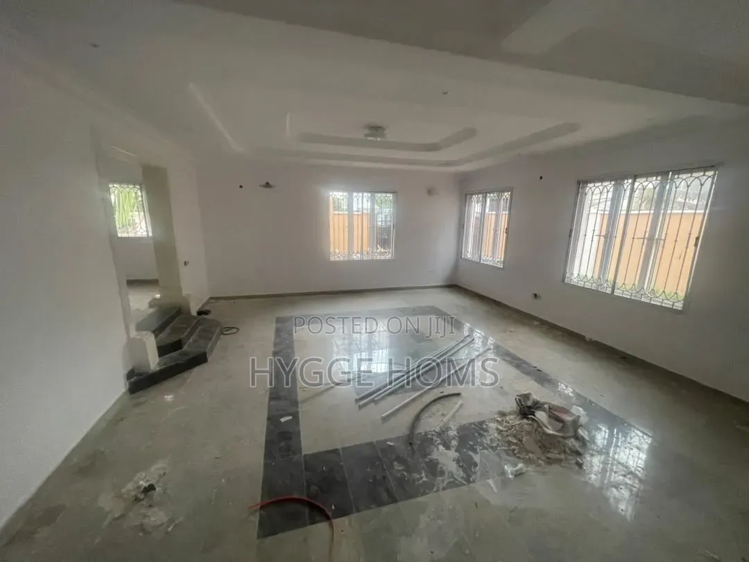 5bdrm Duplex in Banana Island Estate for rent
