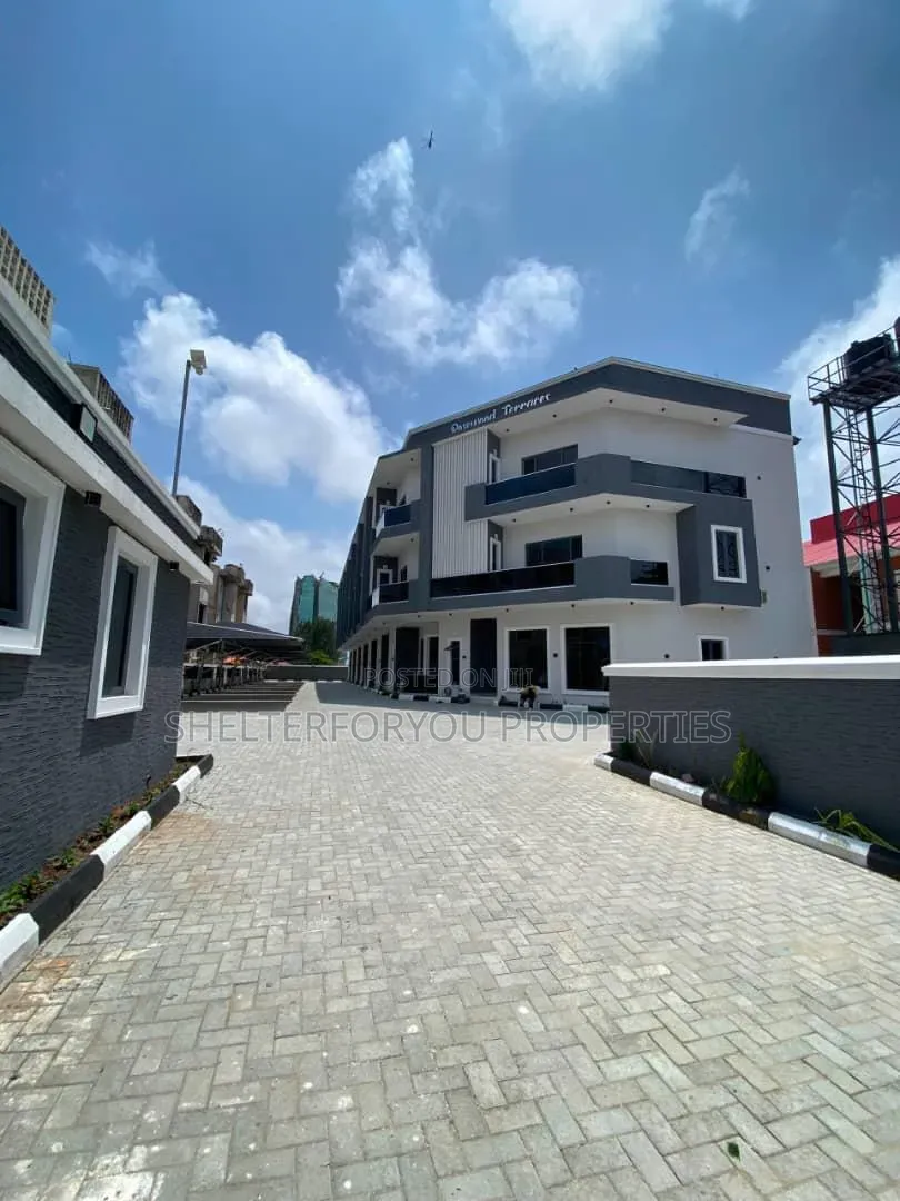 4bdrm Duplex in Victoria Island Extension for sale