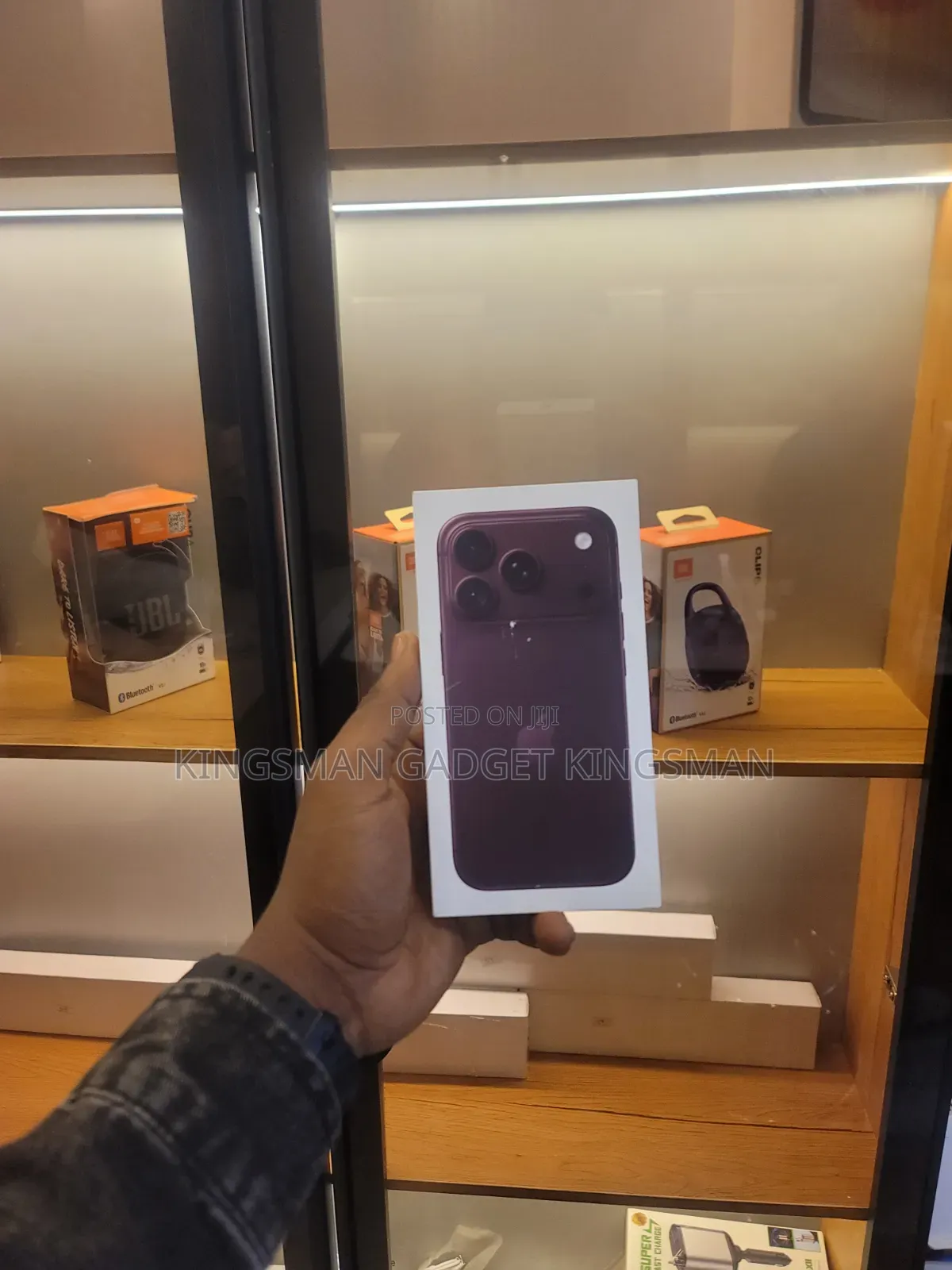 New Apple iPhone 18 Pro 256 GB Red