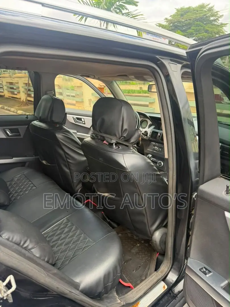 Mercedes-Benz GLK-Class 2010 Black