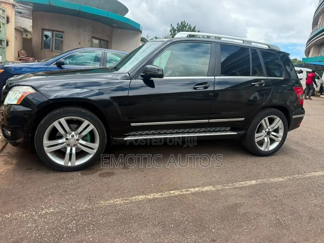 Mercedes-Benz GLK-Class 2010 Black
