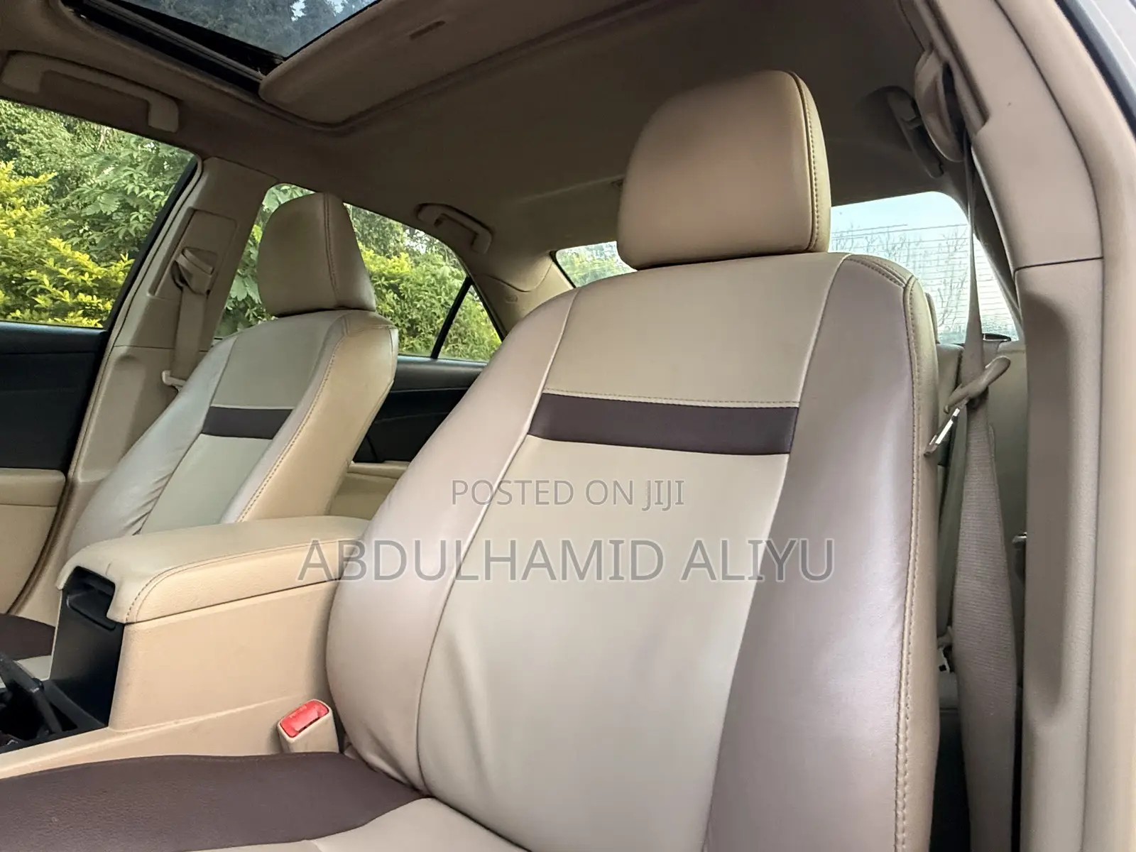 Toyota Camry XLE 4dr Sedan (3.5L 6cyl 6A) 2014 Gold