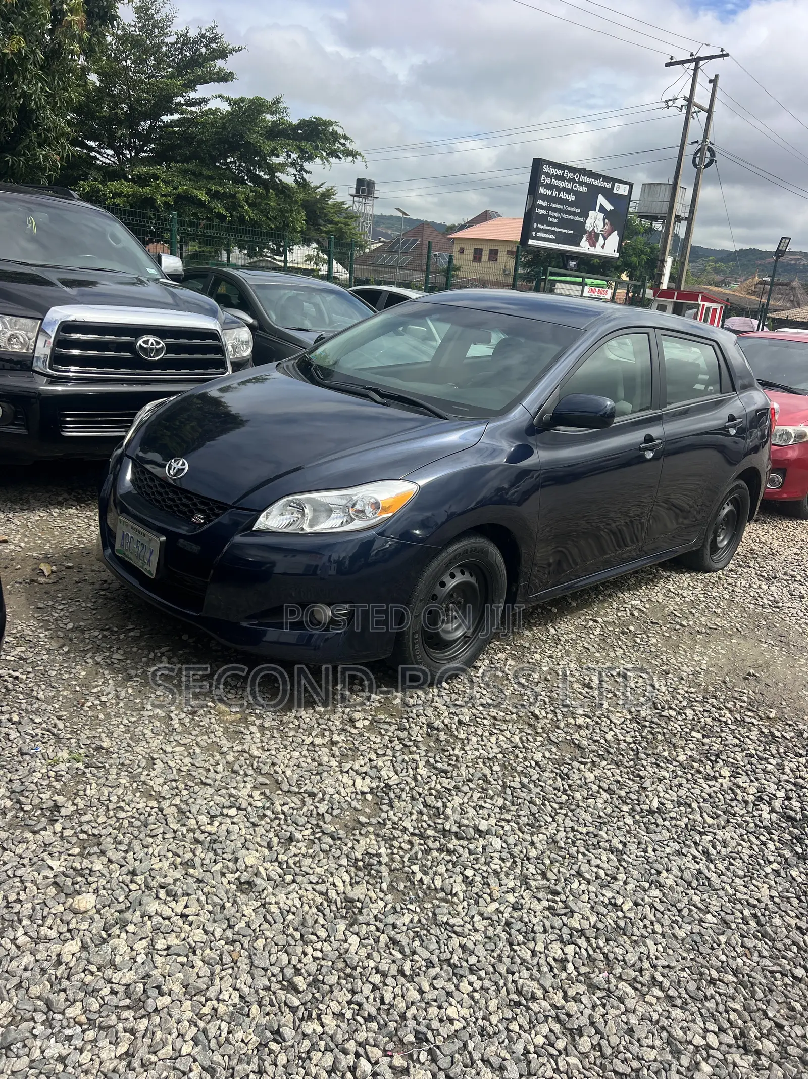 Toyota Matrix Hatchback FWD (1.8L 4cyl 5M) 2010 Blue