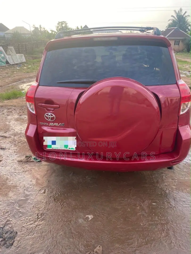 Toyota RAV4 2008 Red