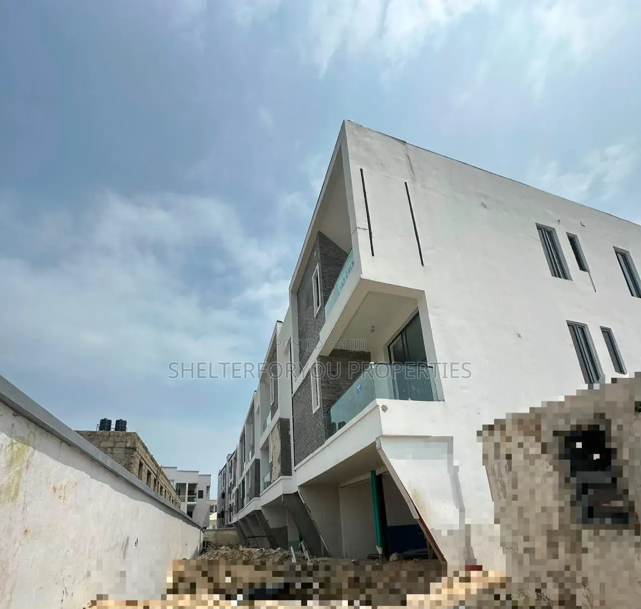 1bdrm Apartment in Victoria Island Extension for sale