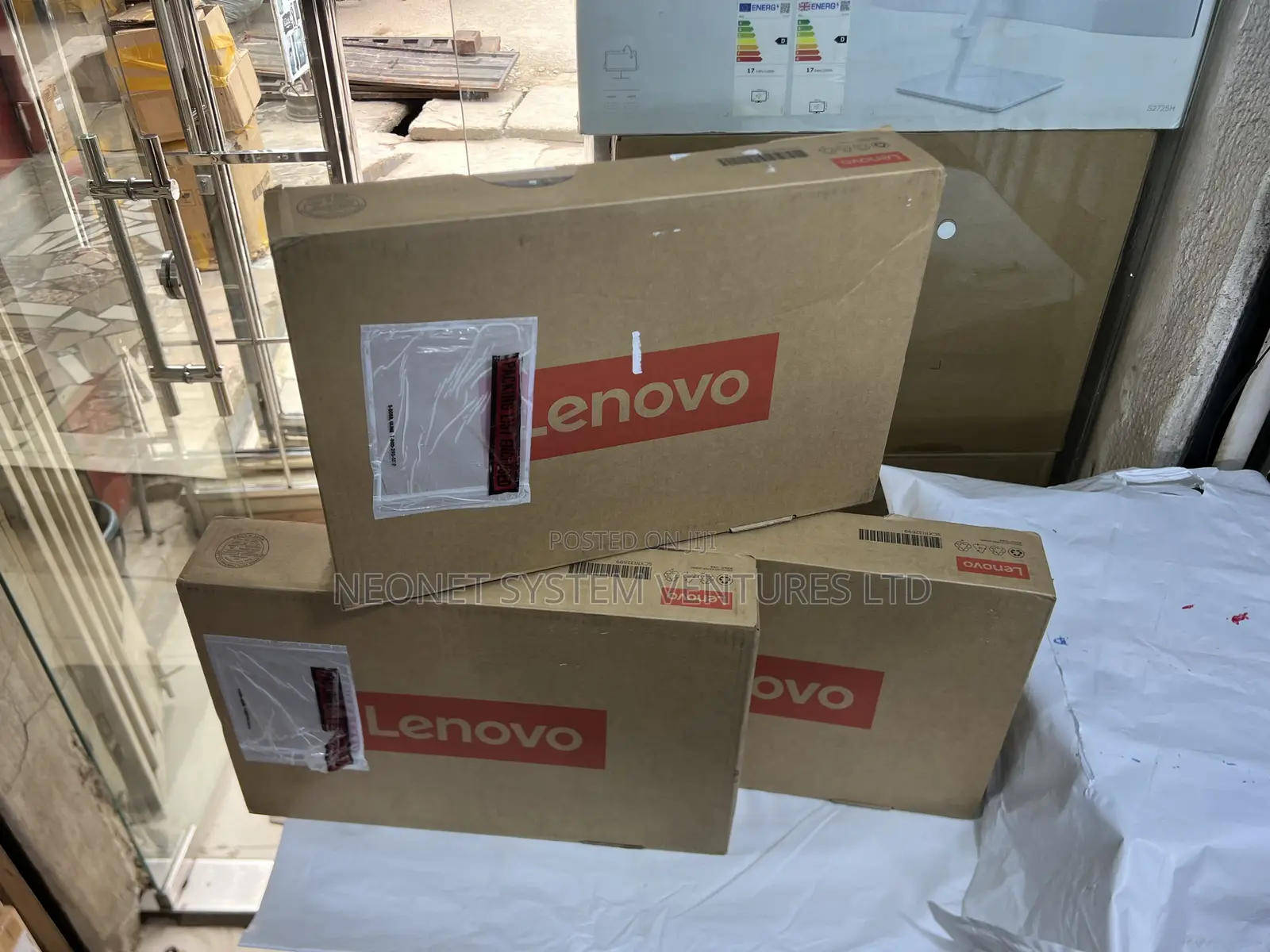New Laptop Lenovo 16GB AMD Ryzen 7 SSD 512GB