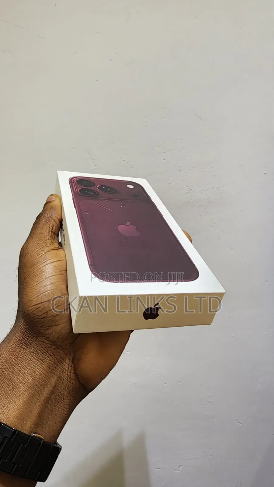New Apple iPhone 18 Pro 256 GB Red