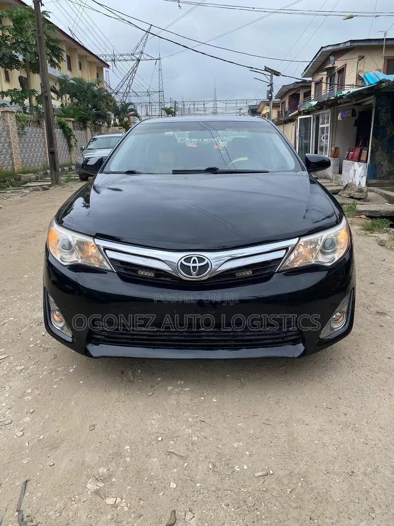 Toyota Camry LE 4dr Sedan (2.5L 4cyl 6A) 2013 Black
