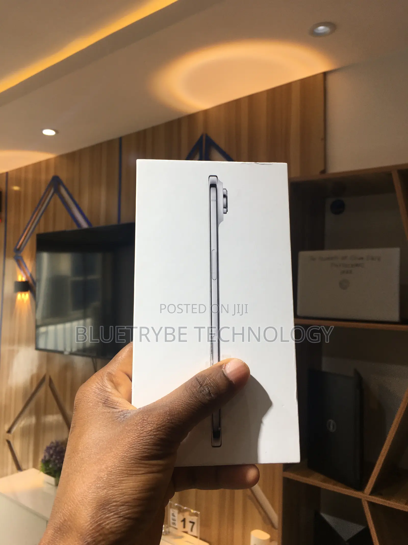 New Apple iPhone Air 256 GB White