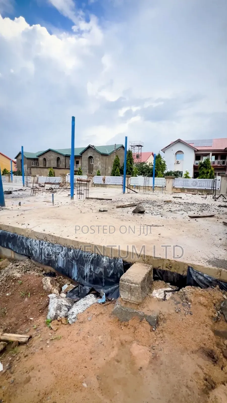 5bdrm Duplex in Cbn Estate, Apo for sale