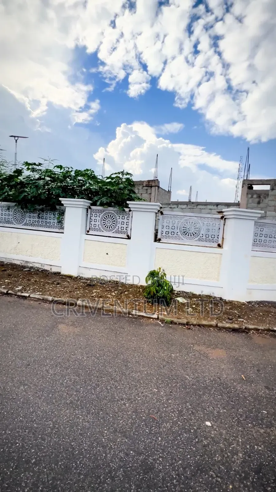 5bdrm Duplex in Cbn Estate, Apo for sale