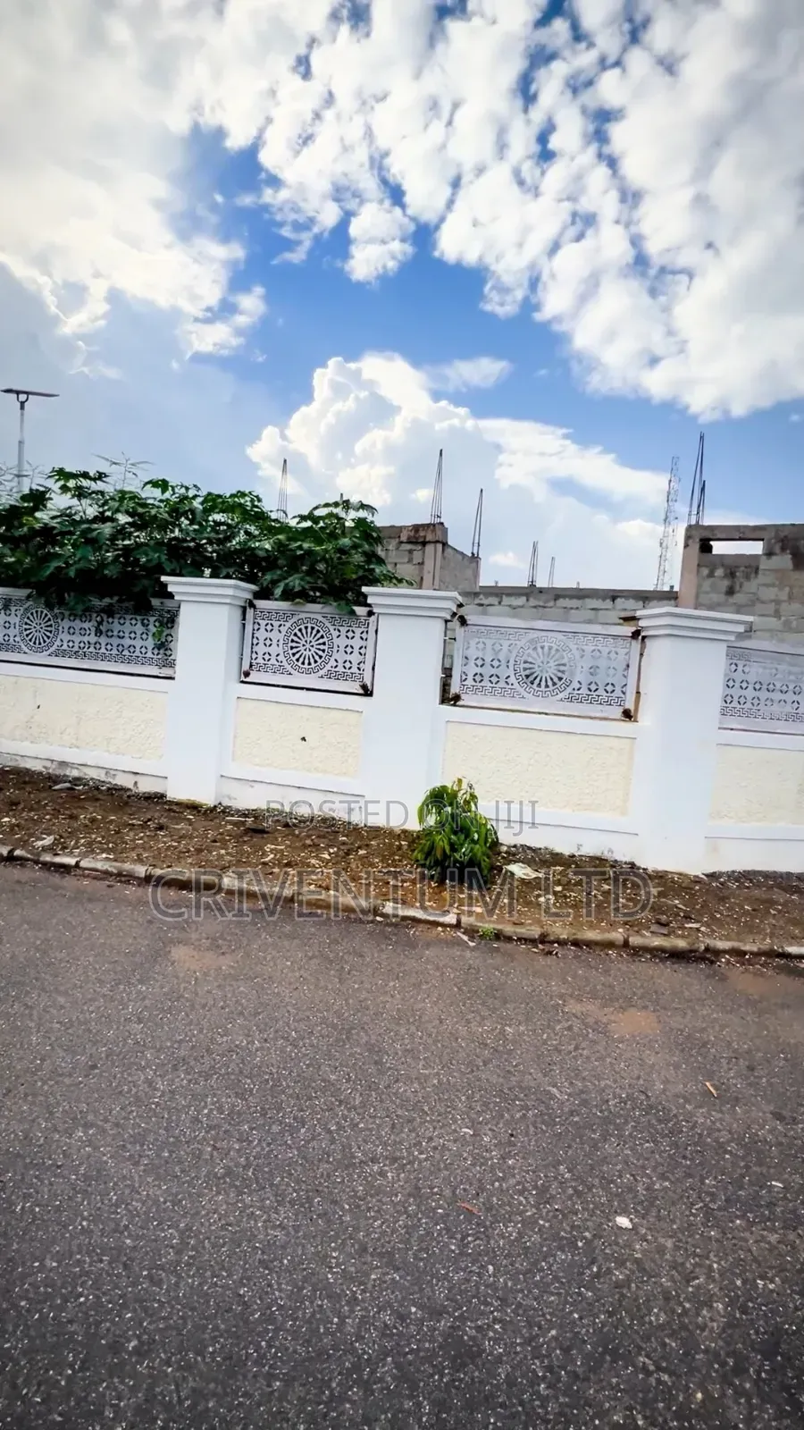 5bdrm Duplex in Cbn Estate, Apo for sale