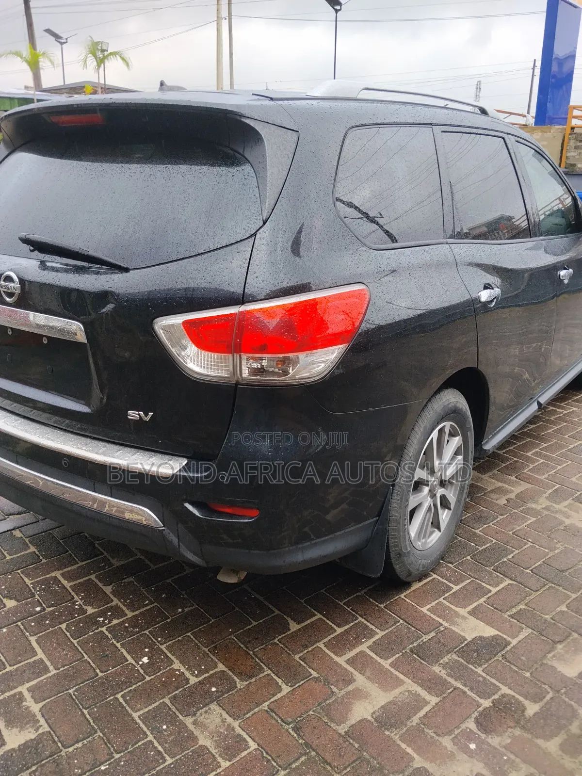 Nissan Pathfinder 2015 Black