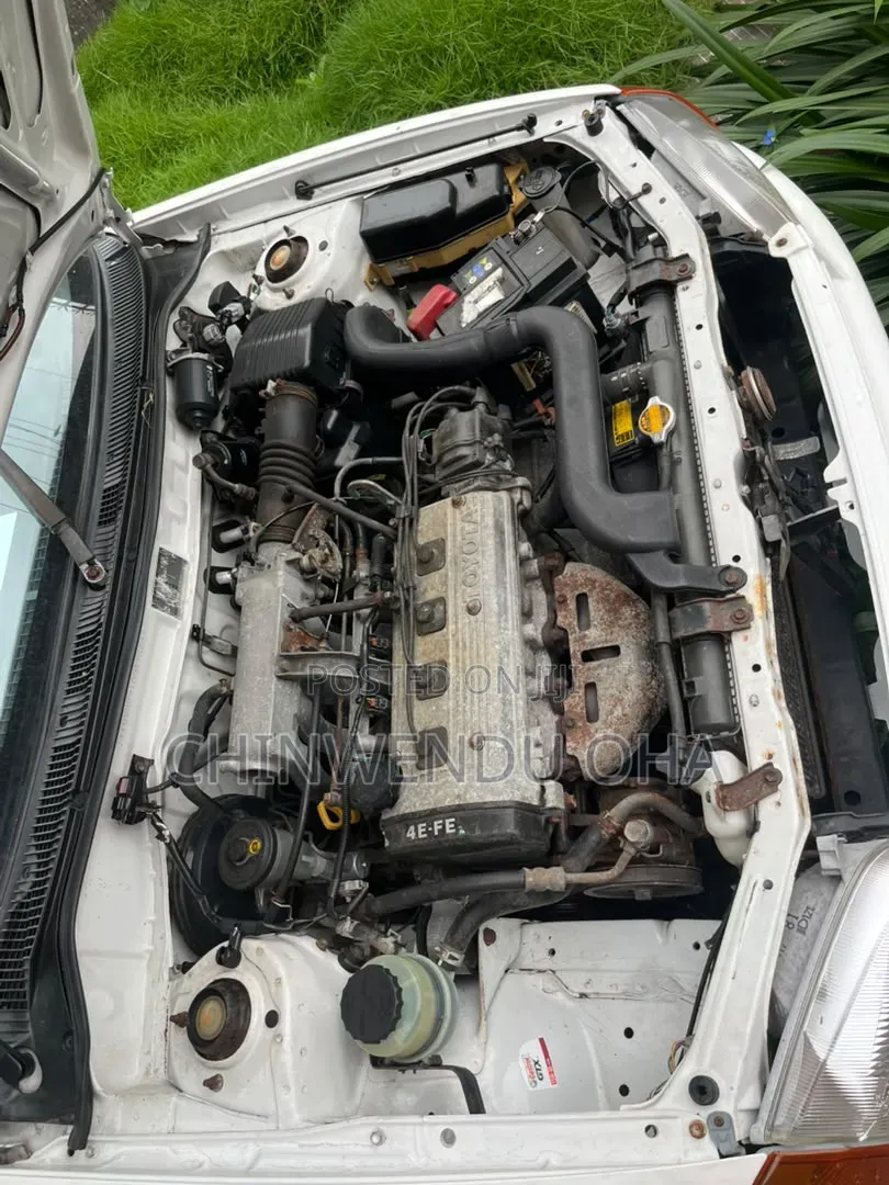 Toyota Starlet 2004 White