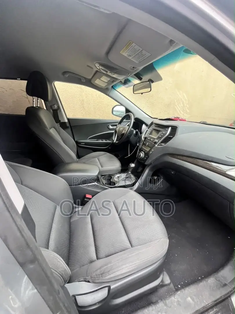 Hyundai Santa Fe 2016 Silver