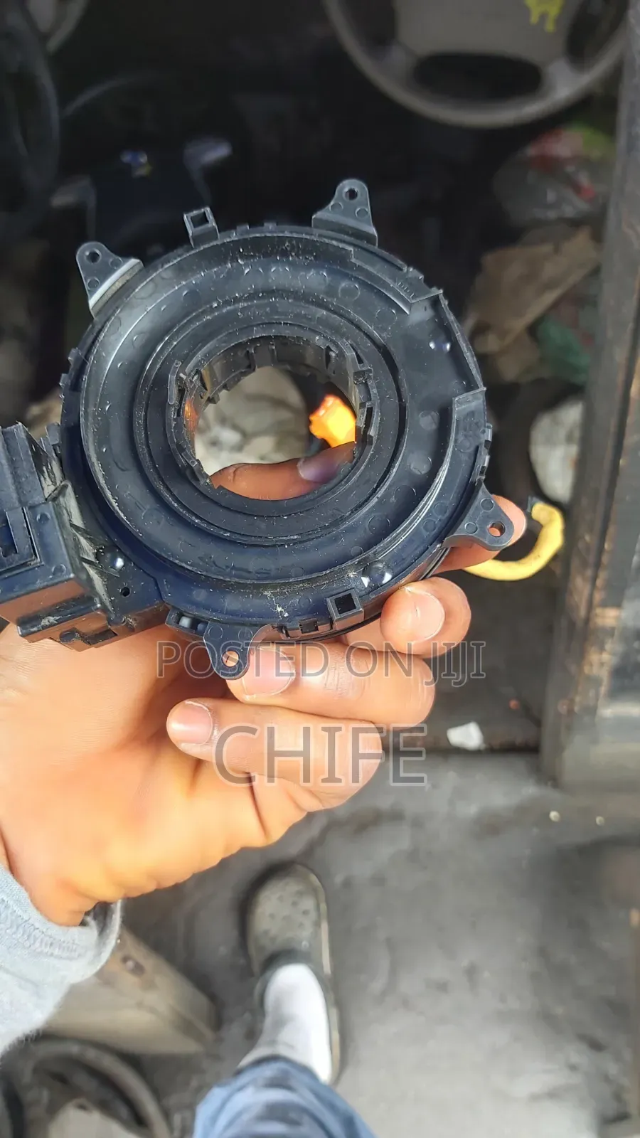 Horn Control, Airbag Control, Airbag Sensor for Sequoia 2005 - 2006