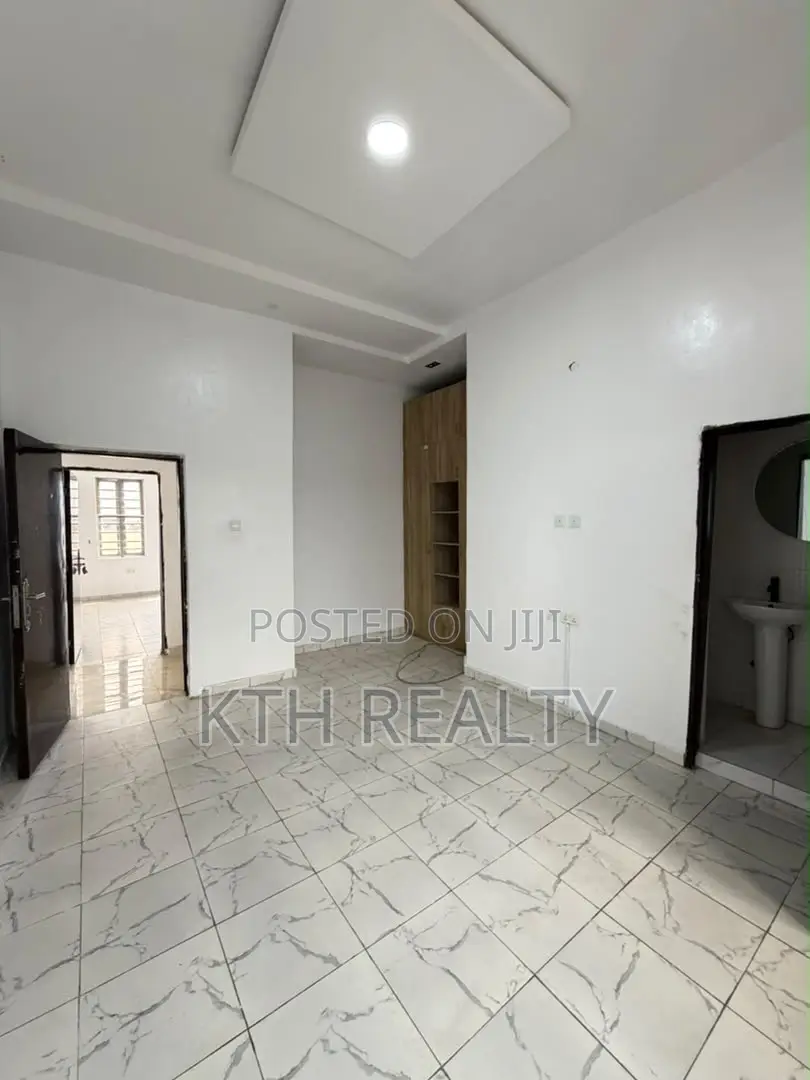 2bdrm Apartment in Agungi for rent