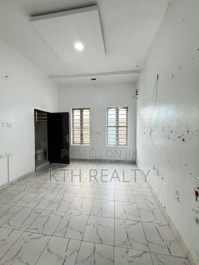 2bdrm Apartment in Agungi for rent