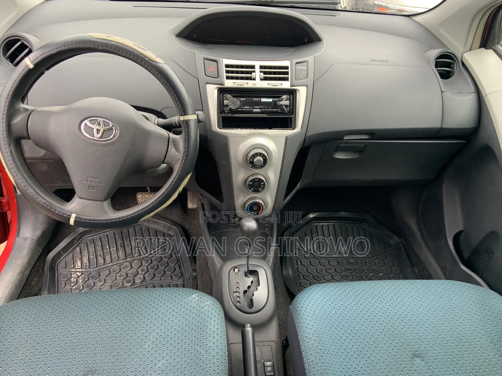 Toyota Yaris 2006 Red