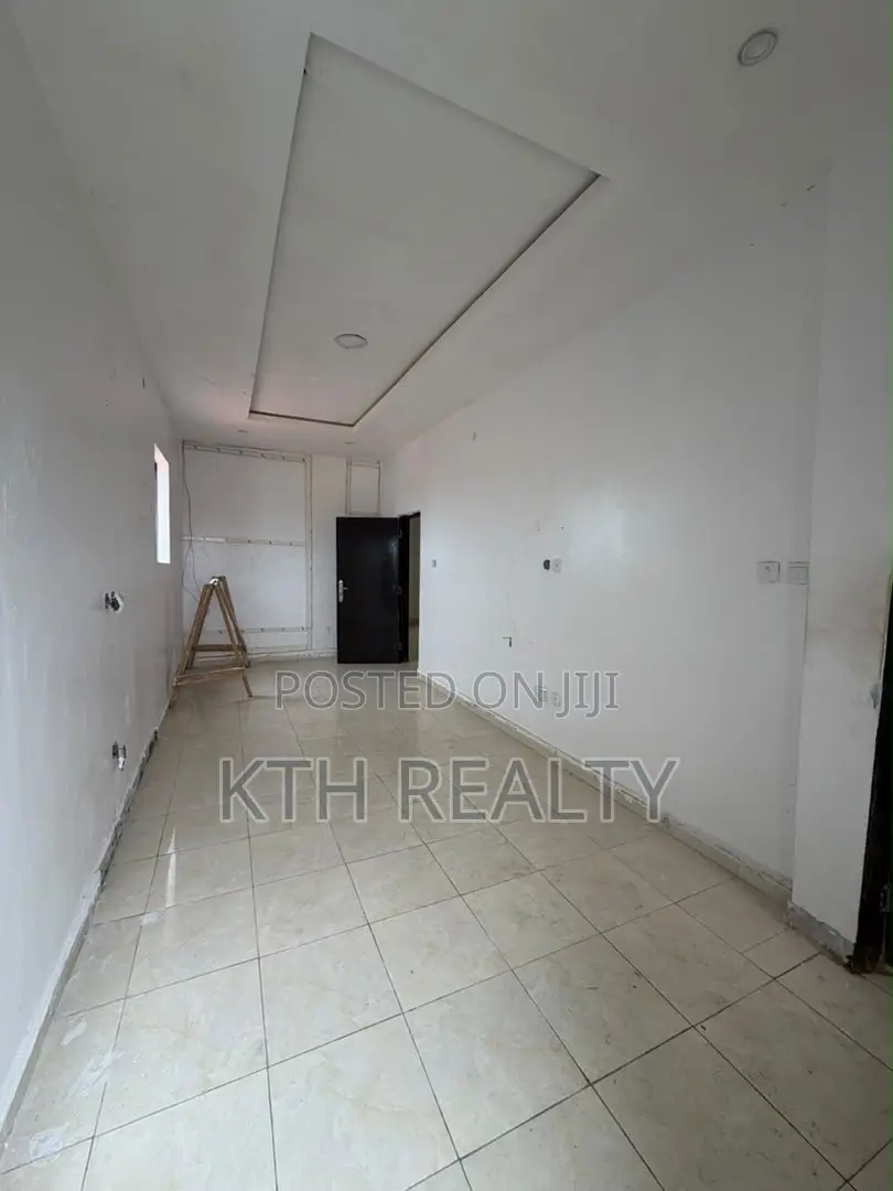 1bdrm Apartment in Agungi for rent