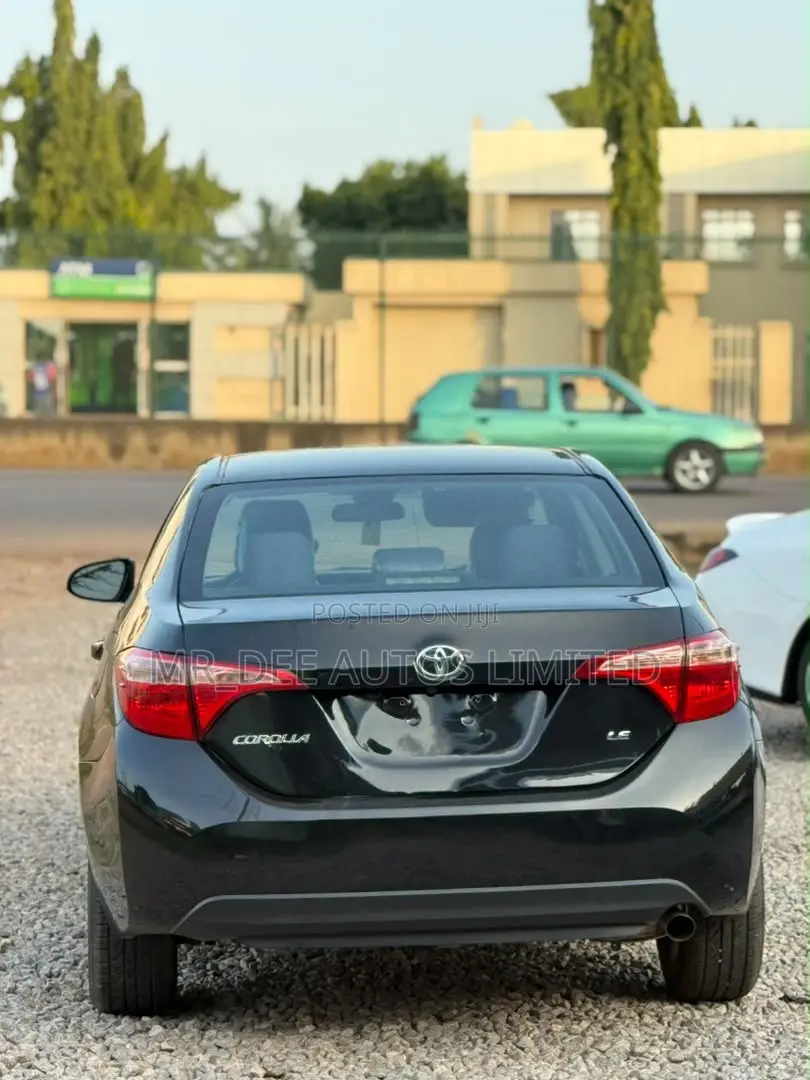 Toyota Corolla 2019 Black