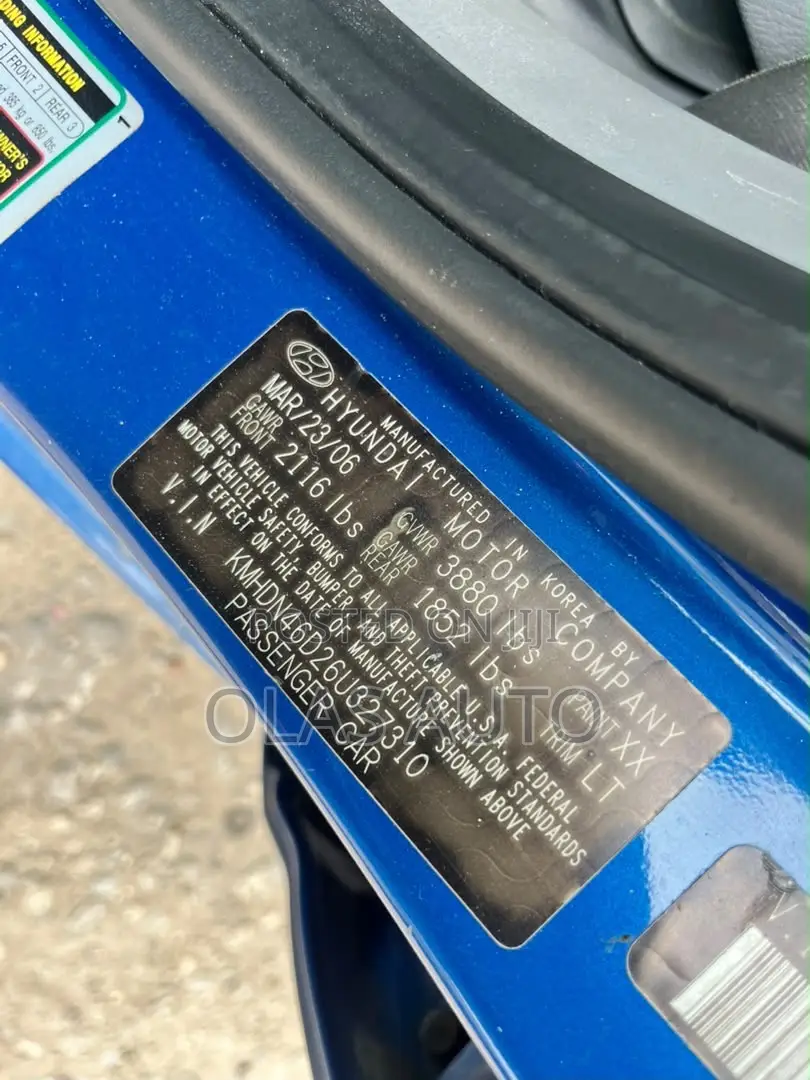 Hyundai Elantra 2006 Blue
