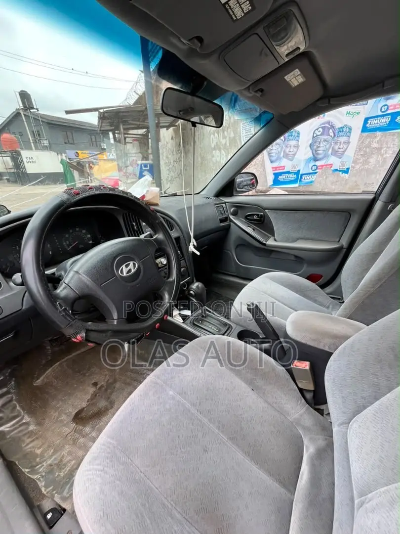 Hyundai Elantra 2006 Blue