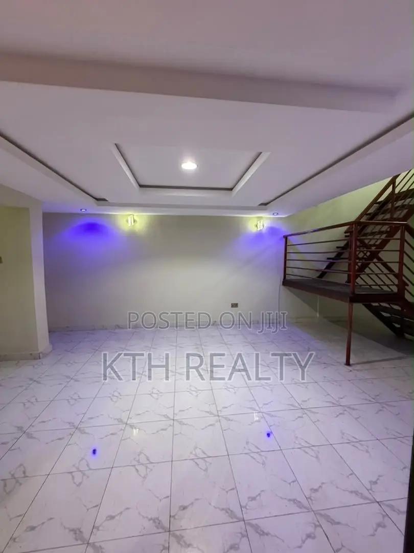 5bdrm Duplex in Lekki for rent