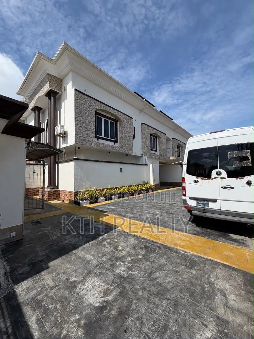 5bdrm Duplex in Lekki for rent