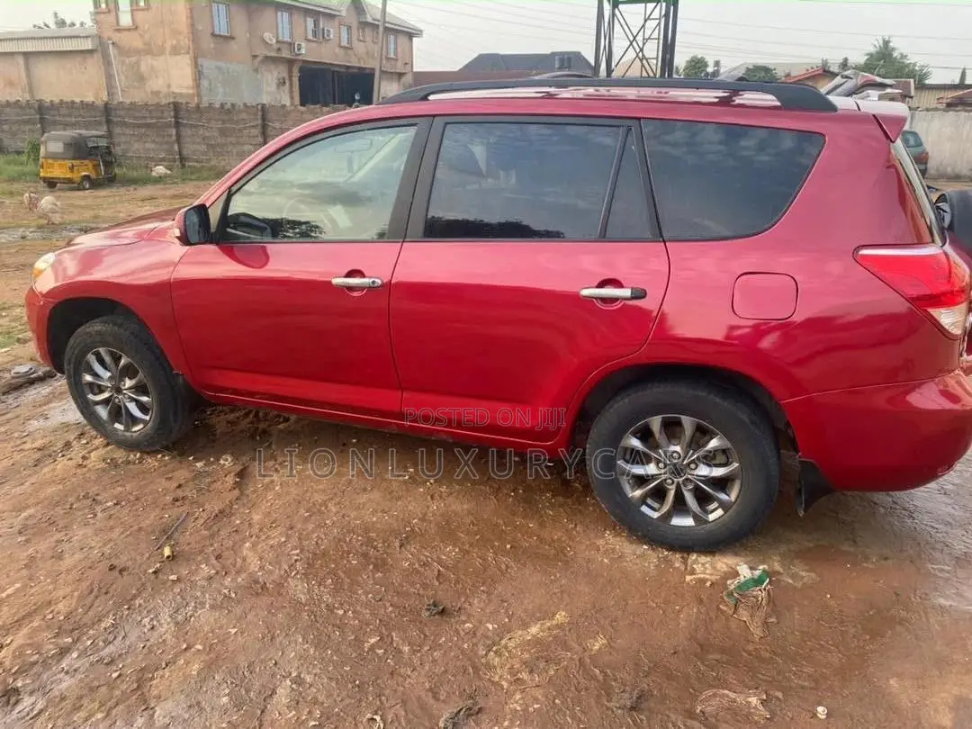 Toyota RAV4 2008 Red