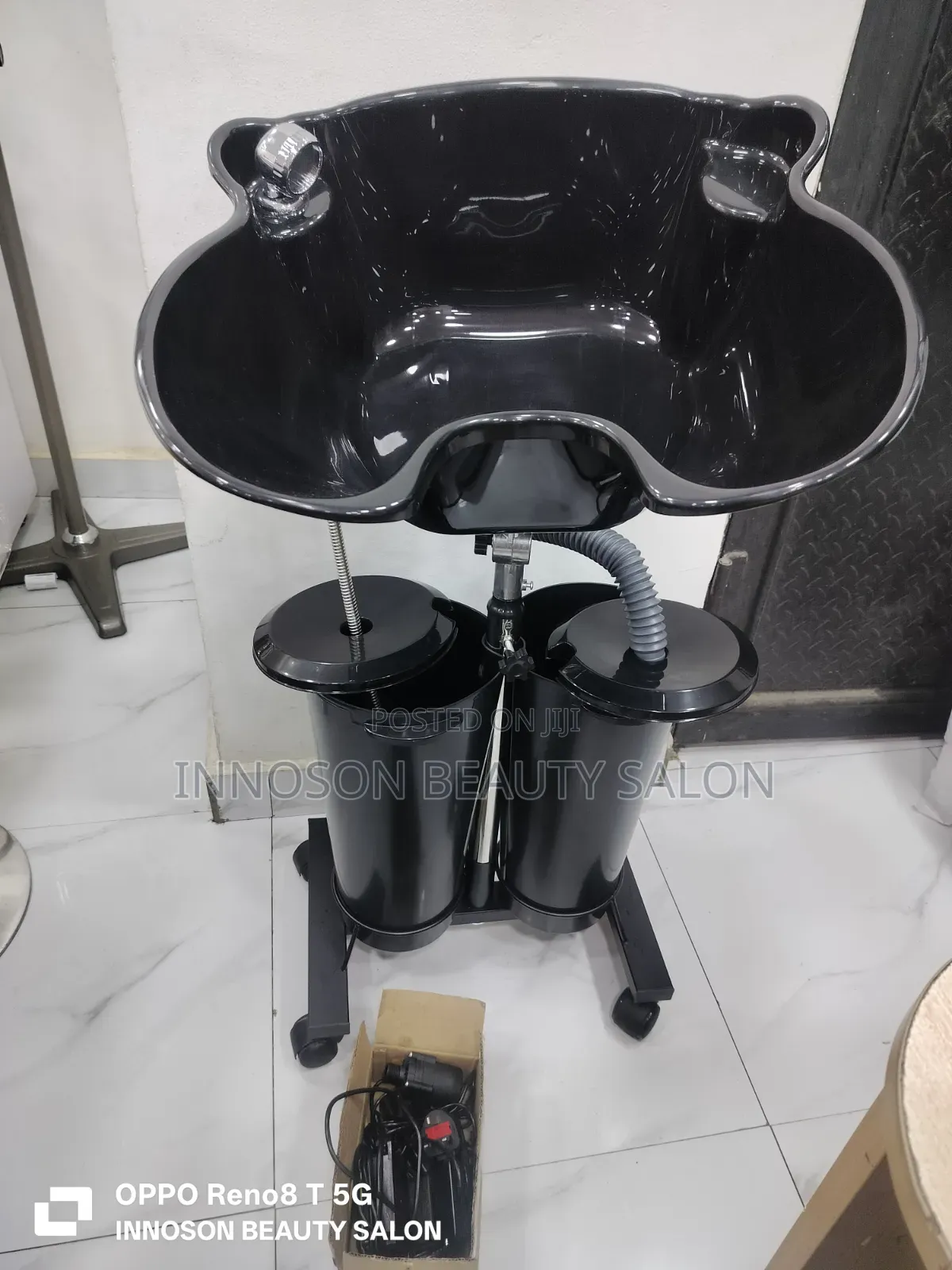 Standing Hair Basin